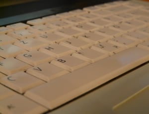 white laptop keyboards thumbnail