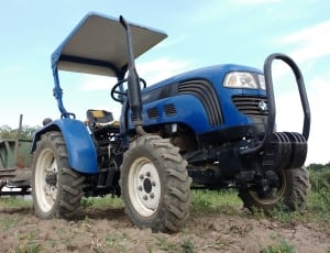 blue  tractor thumbnail