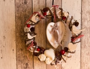 beige red and brown twigs bird wreath thumbnail