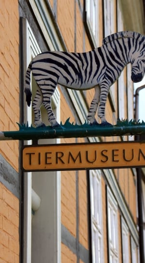 tiermuseum signboard thumbnail