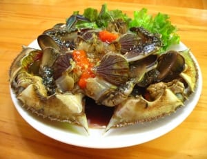 crab with vegetable dish thumbnail