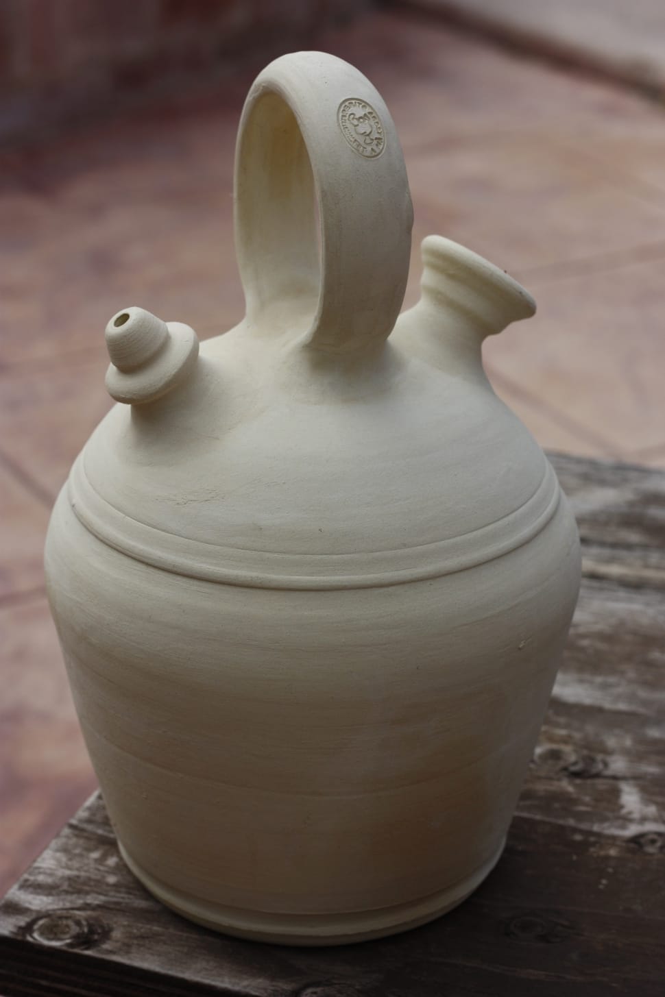 beige clay pot preview