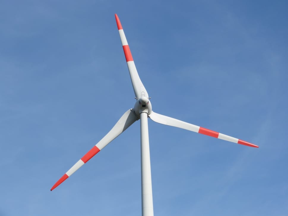 white and red wind turbine preview