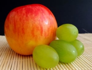 red apples fruit and green grapes fruit thumbnail