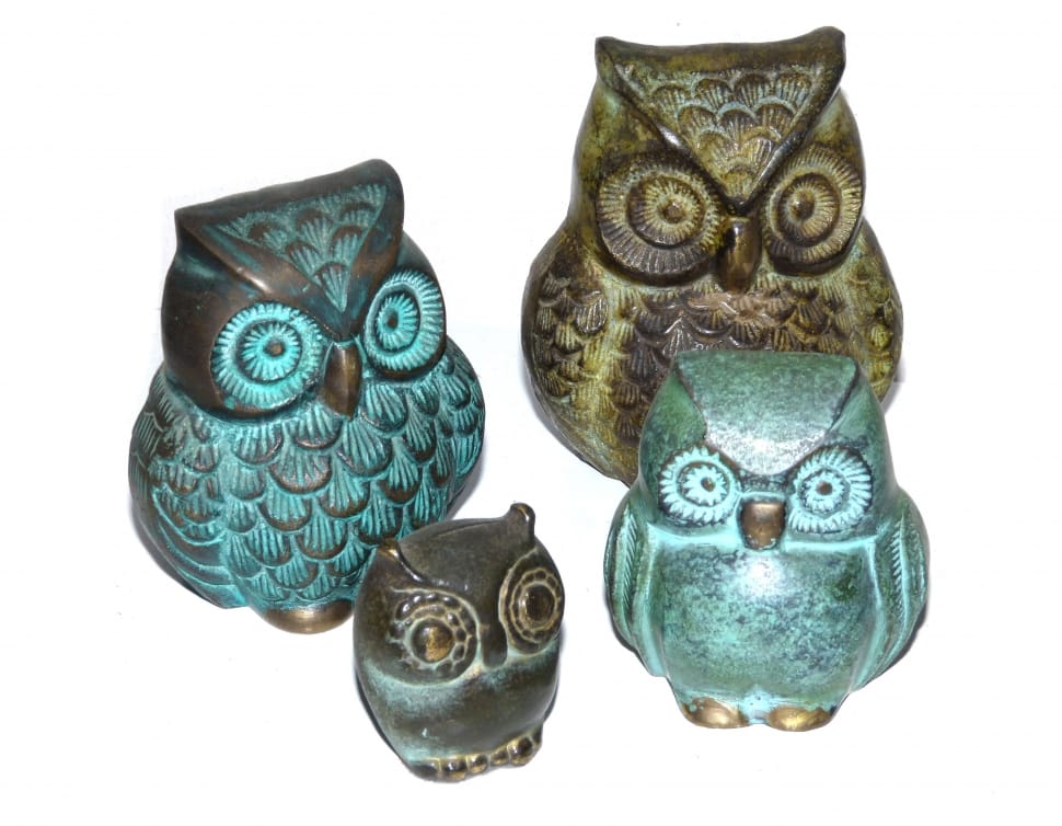 4 set of owl figurines preview