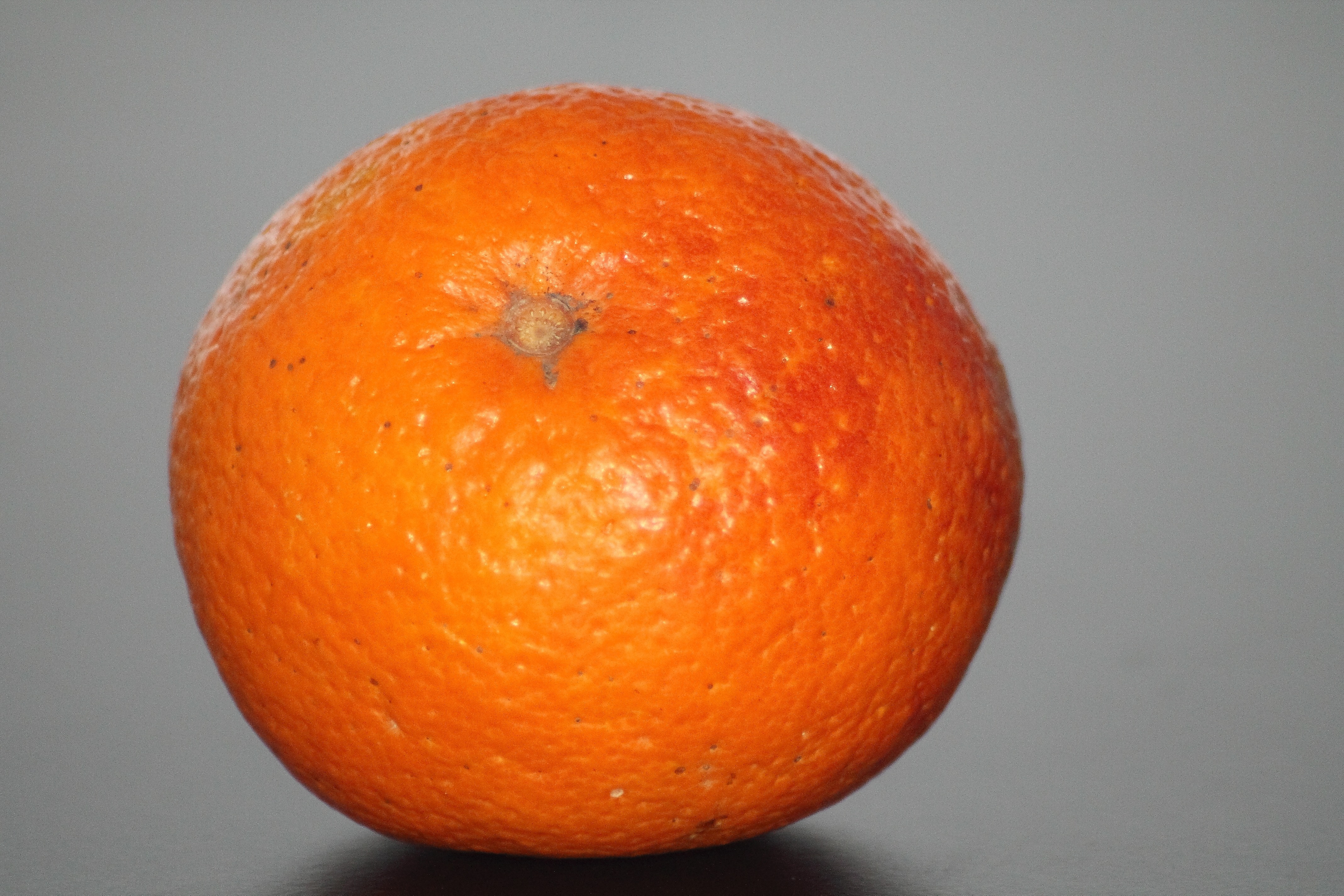 Апельсин новые слова. Померанец фрукт. Мандарин (фрукт). Апельсин (плод). Апельсин и мандарин.