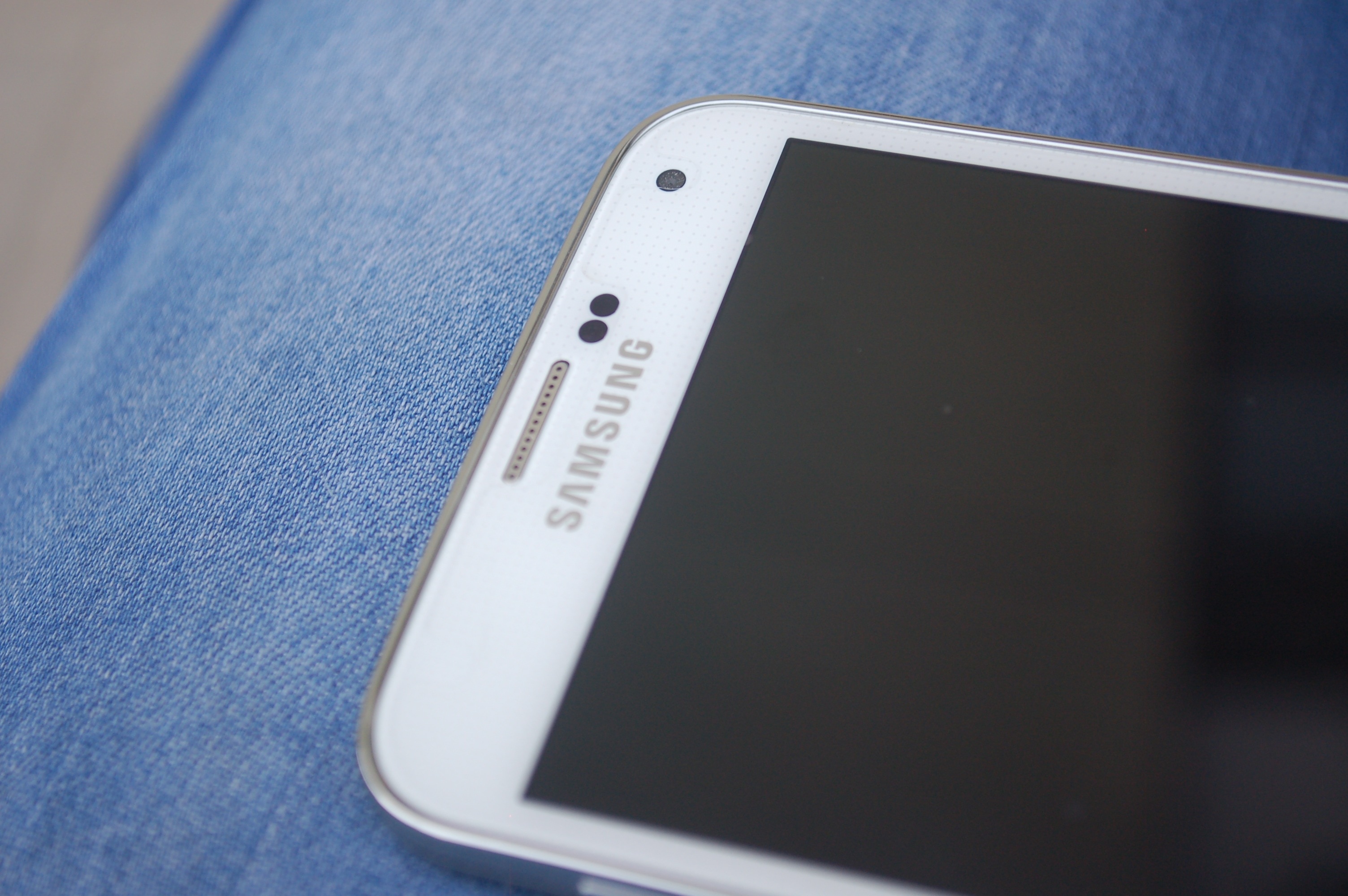 white samsung android smartphone