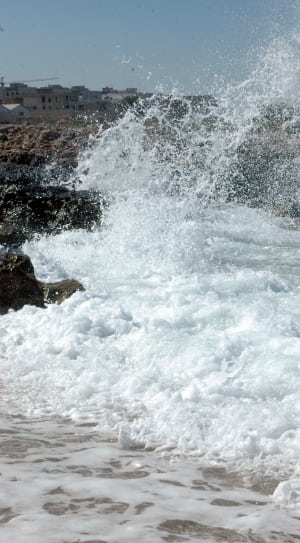 wave of water thumbnail