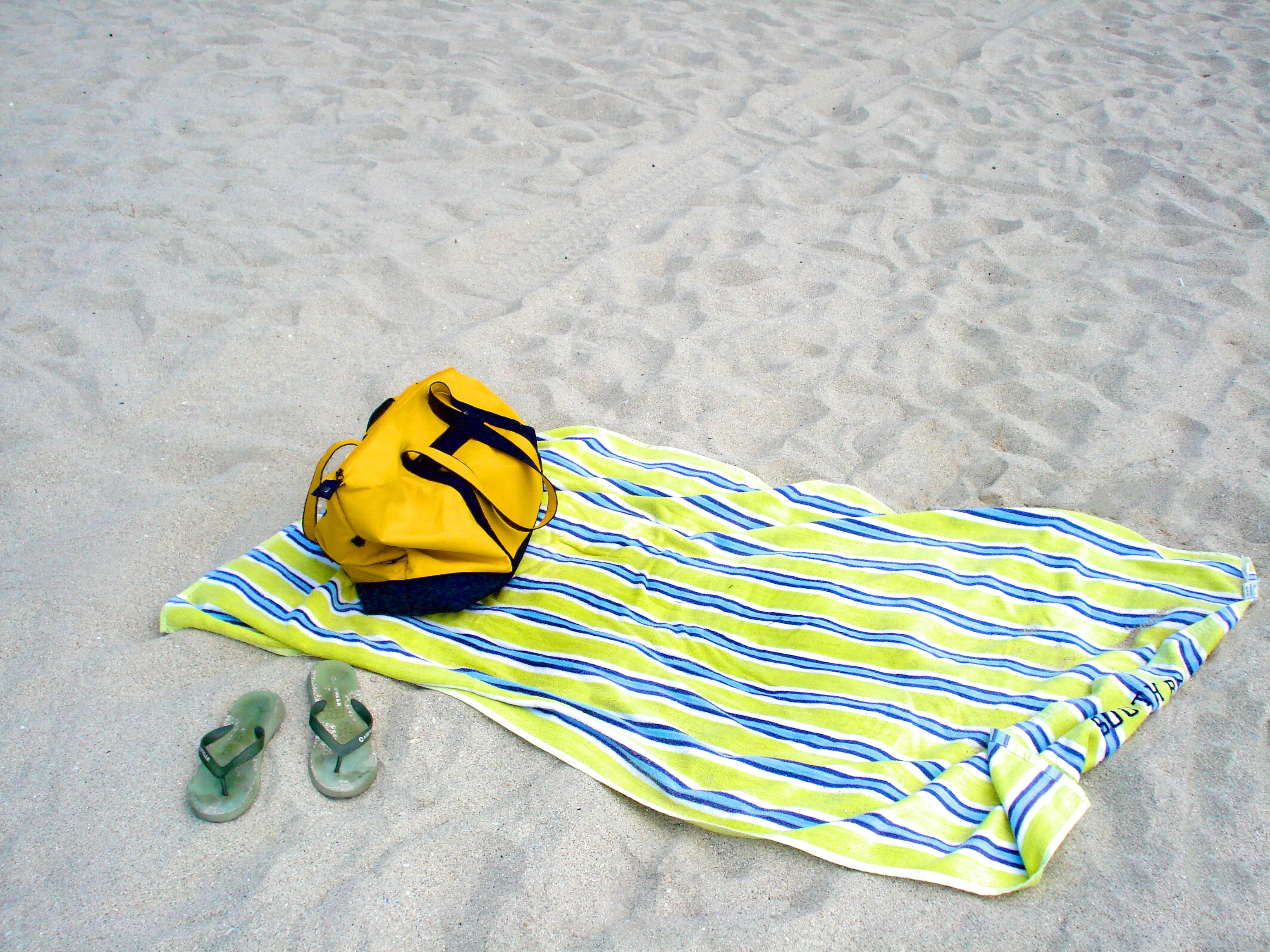 yellow and blue striped towel