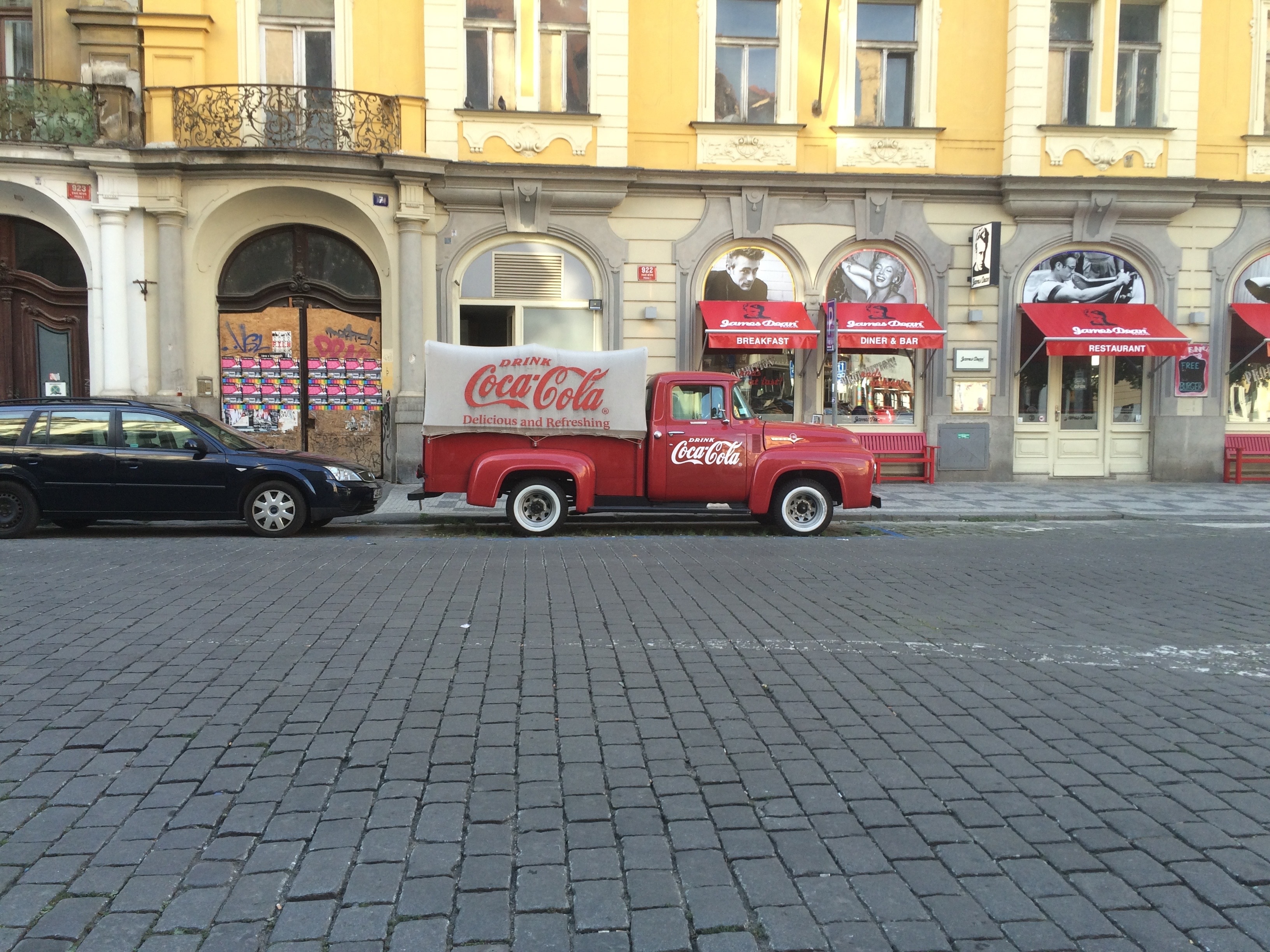 red coca cola box truck