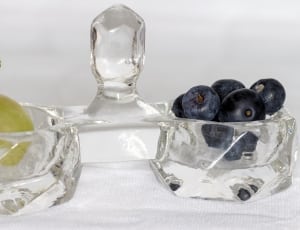 2 berry in clear glass bowl thumbnail