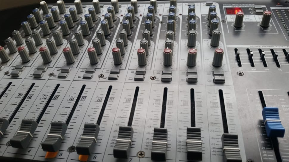 gray audio mixer preview