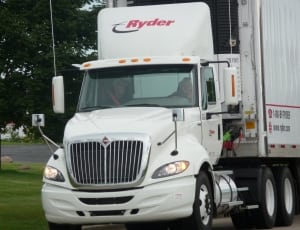 white ryder freight truck thumbnail