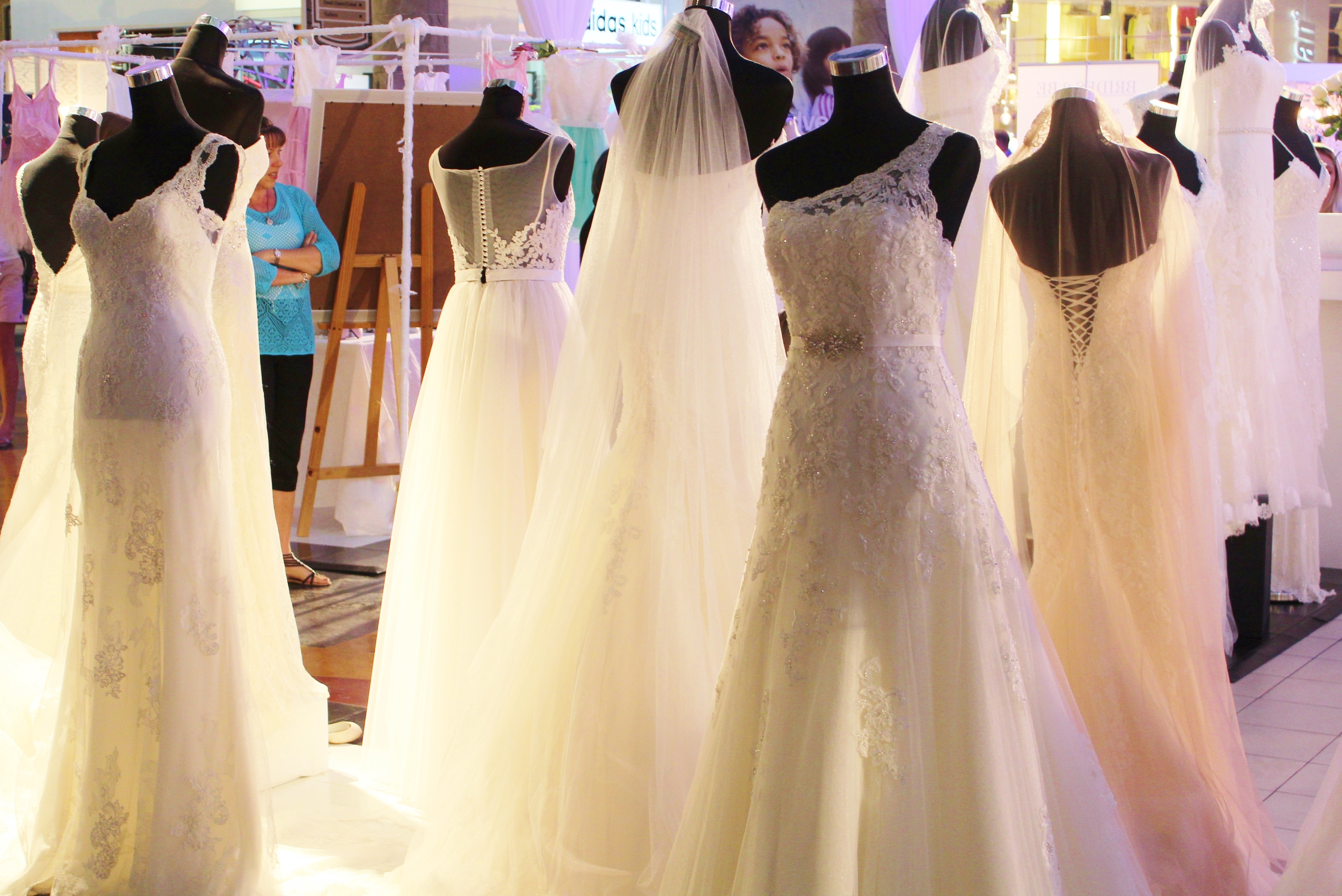 women's white bridal gown