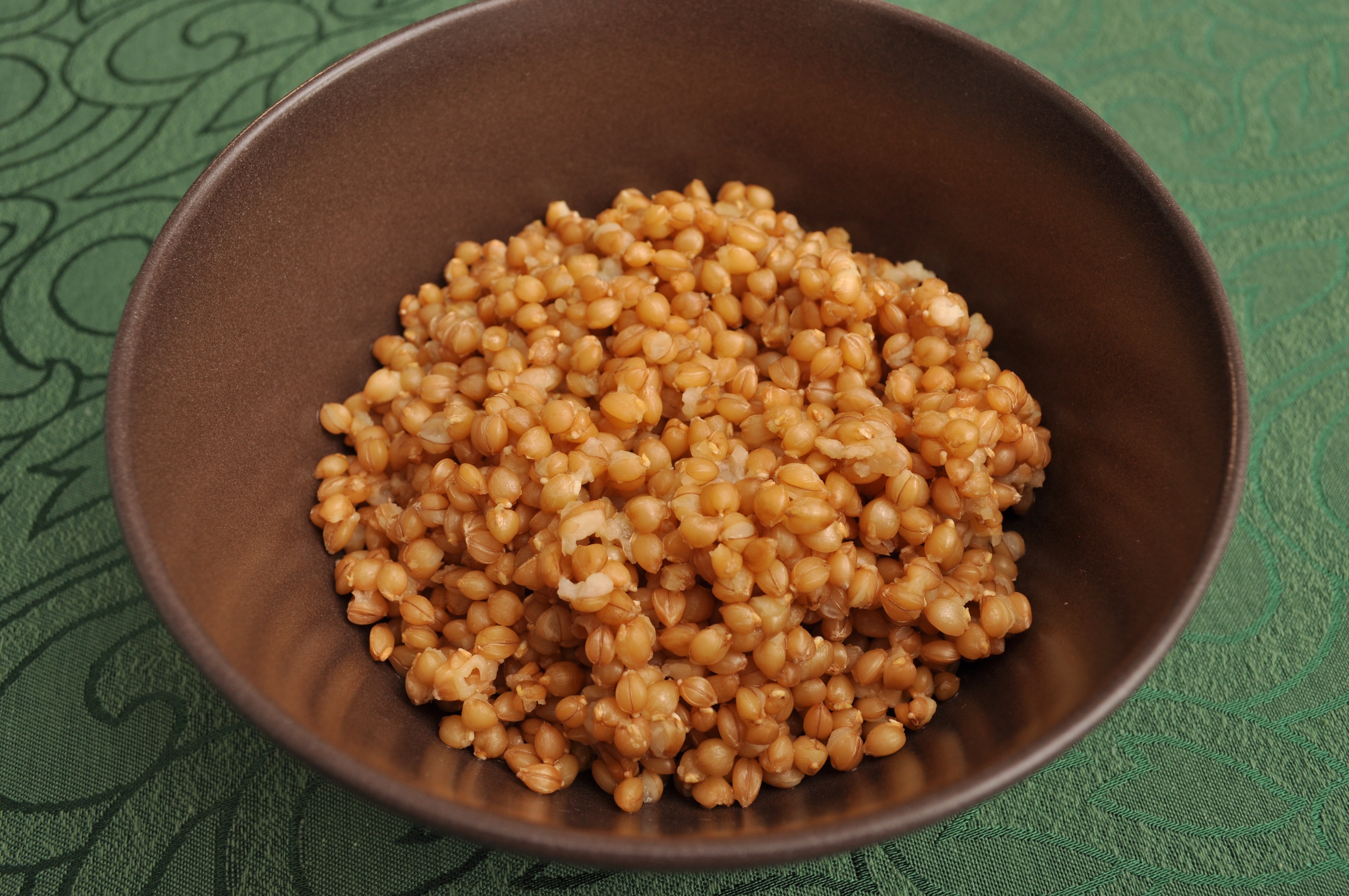 corn on brown ceramic bowl