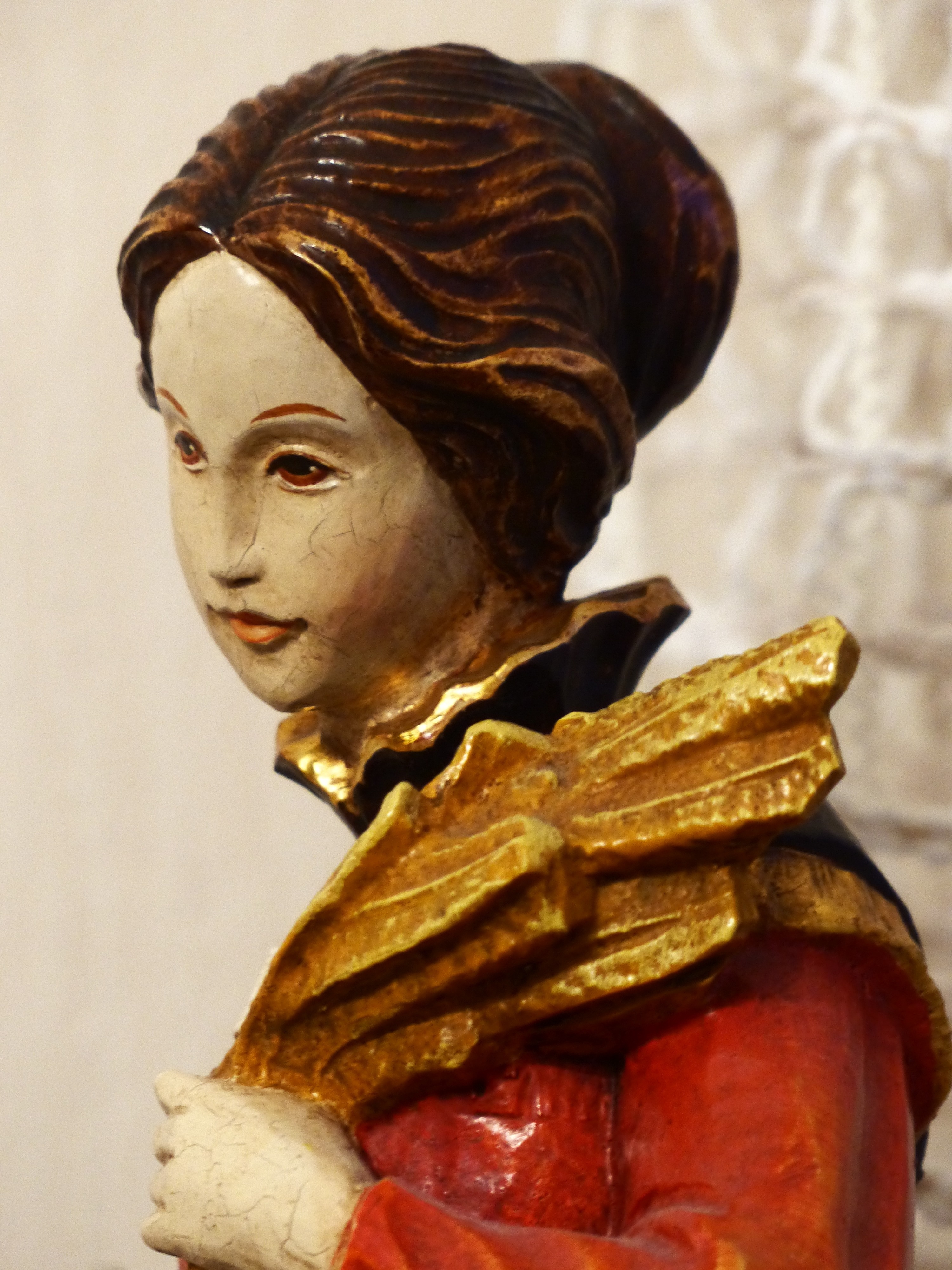 woman ceramic figurine