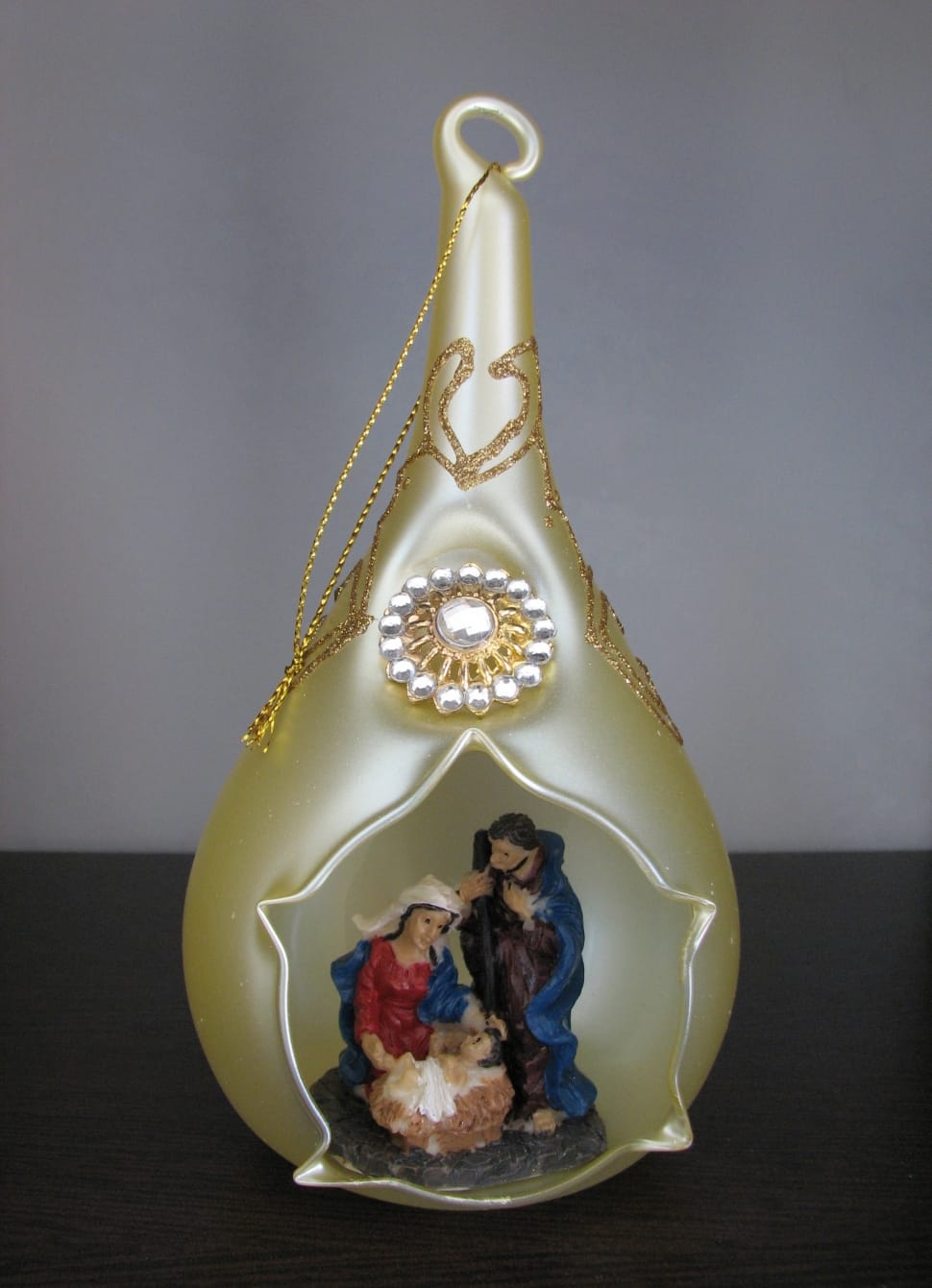 the nativity christmas ornament preview