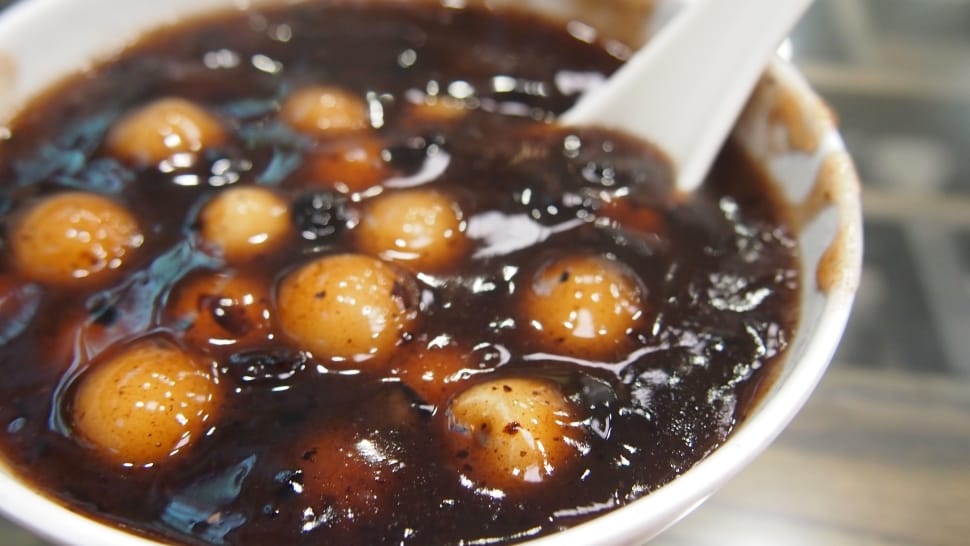 brown sauce with white balls preview
