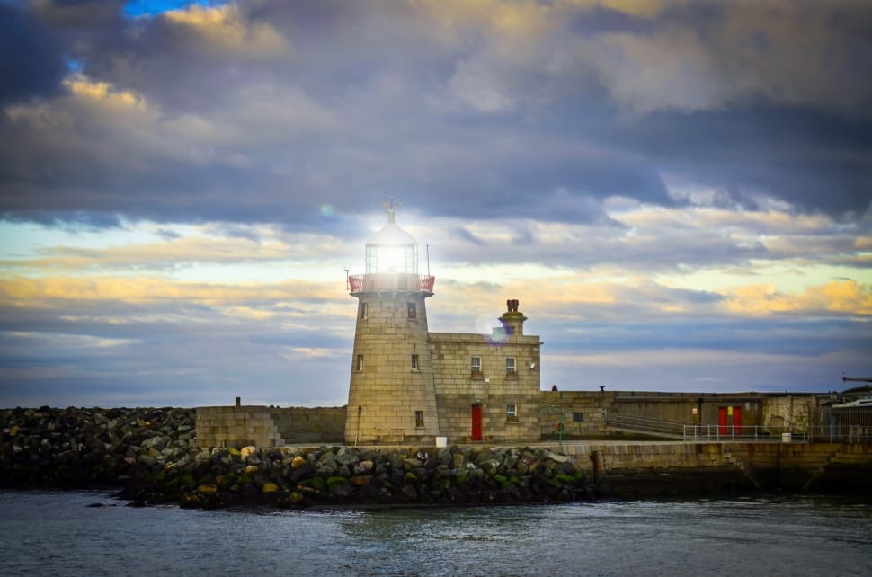 white concrete lighthouse preview