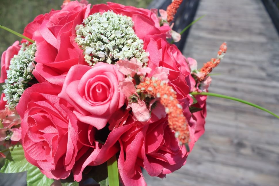 pink roses bouquet preview