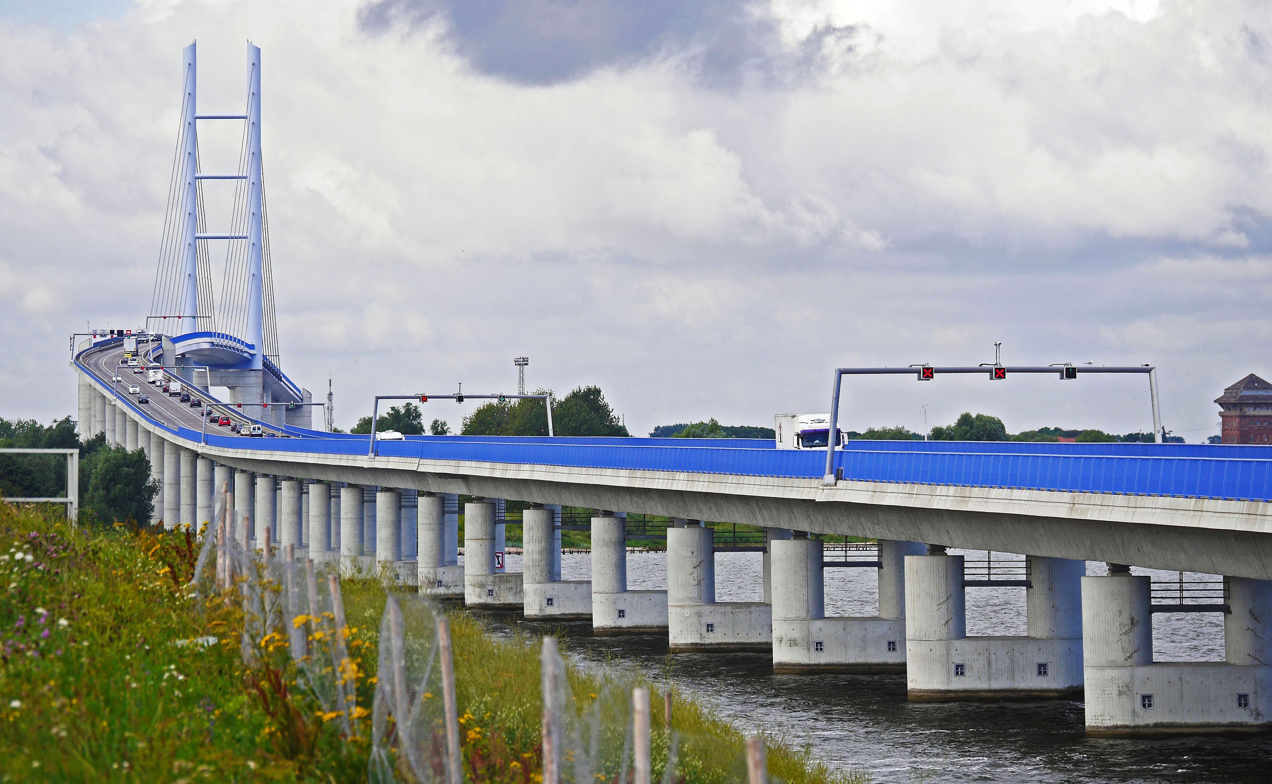 blue and white suspension bridge