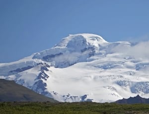 glacier mountain range thumbnail