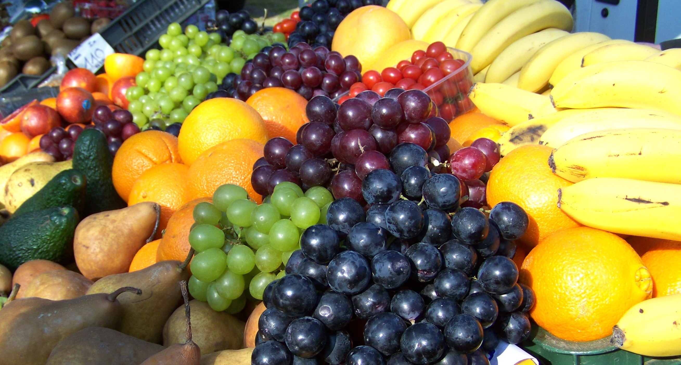 grapes,banana,orange and pear fruits