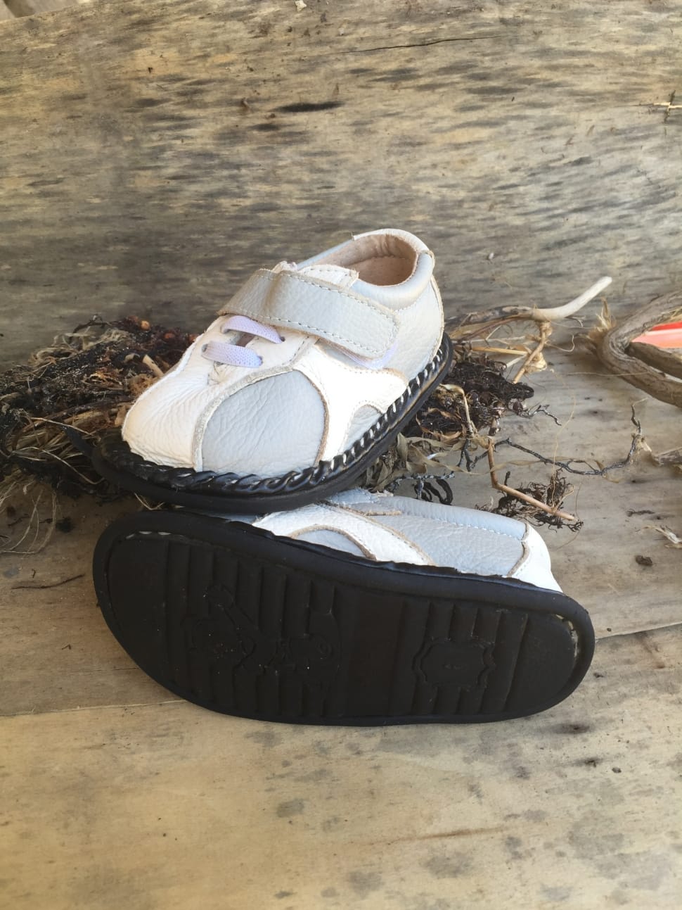 toddler's white and gray leather velcro strap sneakers preview
