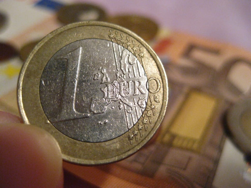 silver and gold 1 euro round coin preview