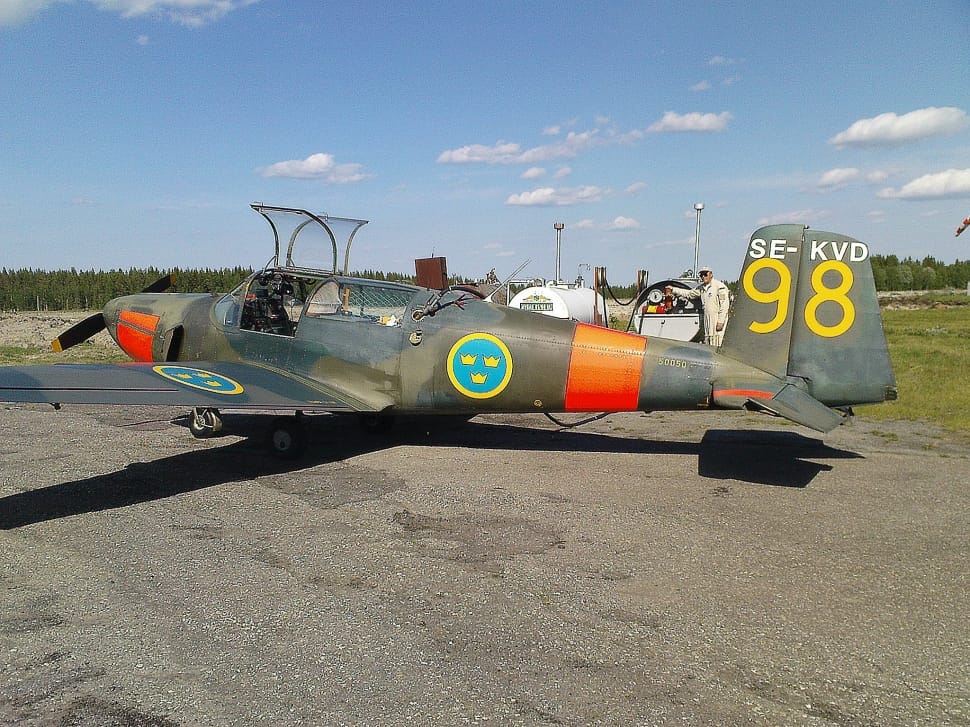 black orange se-kvd 98 fighter plane preview