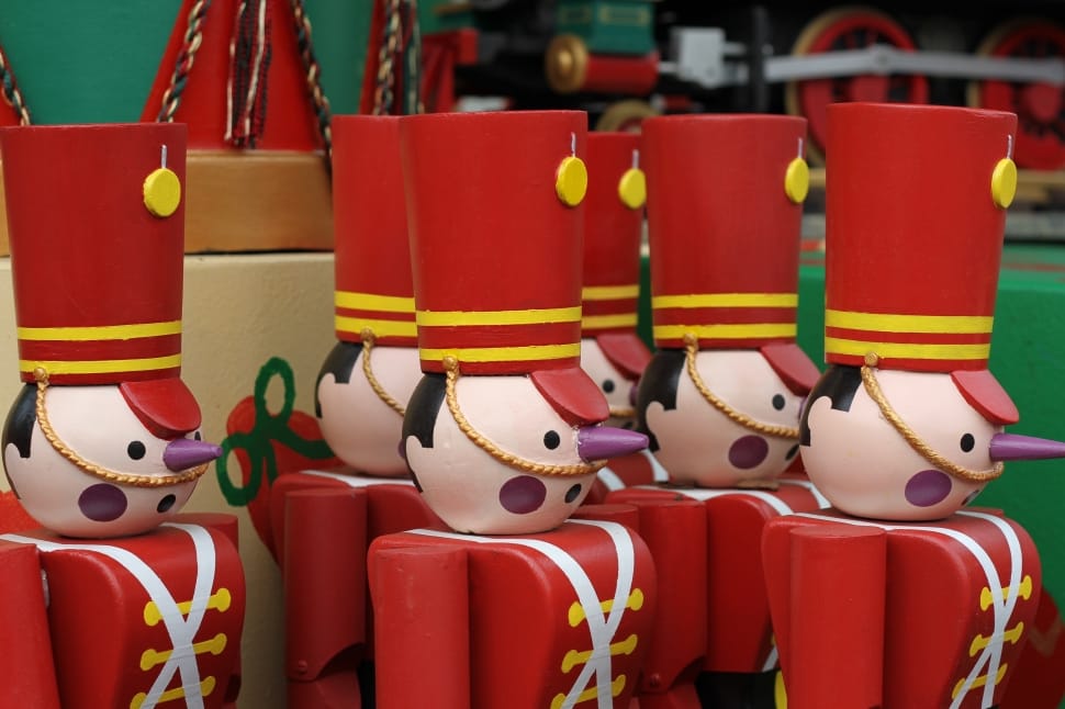 red and brown nutcracker lot preview
