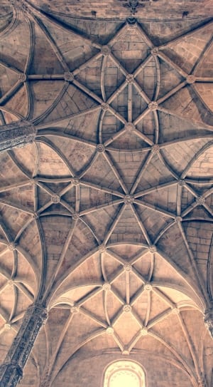 grey carved ceiling thumbnail