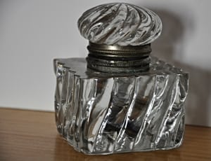 clear cut glass parfum bottle thumbnail