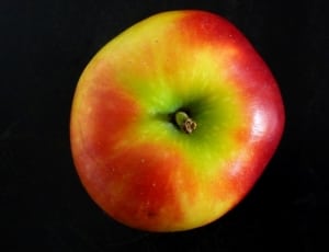 green yellow and red apple thumbnail