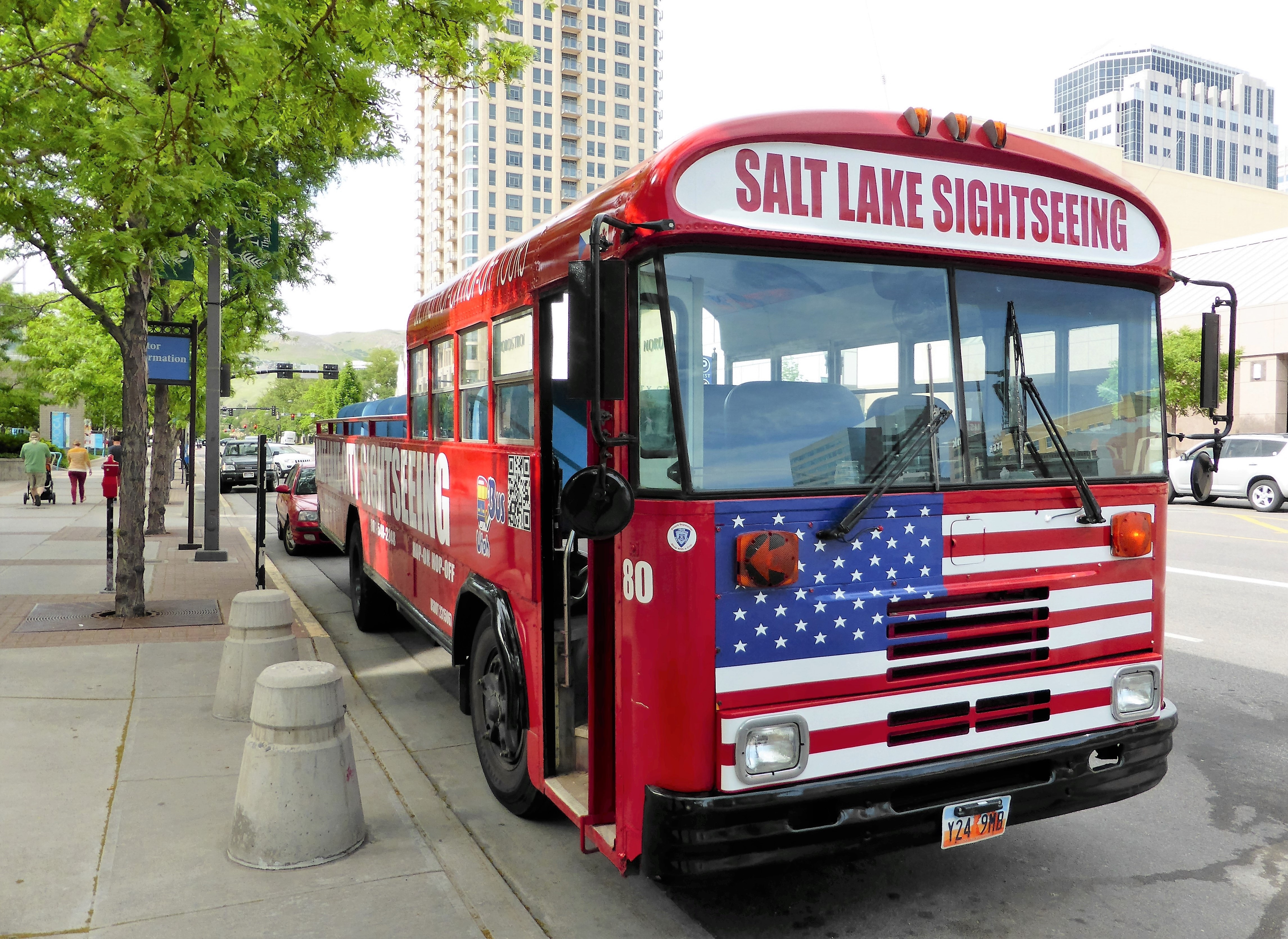 red salt lake sightseeing bus