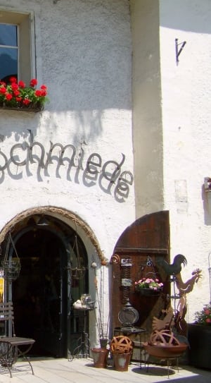Alte Schmiede signage mount in white concrete wall thumbnail