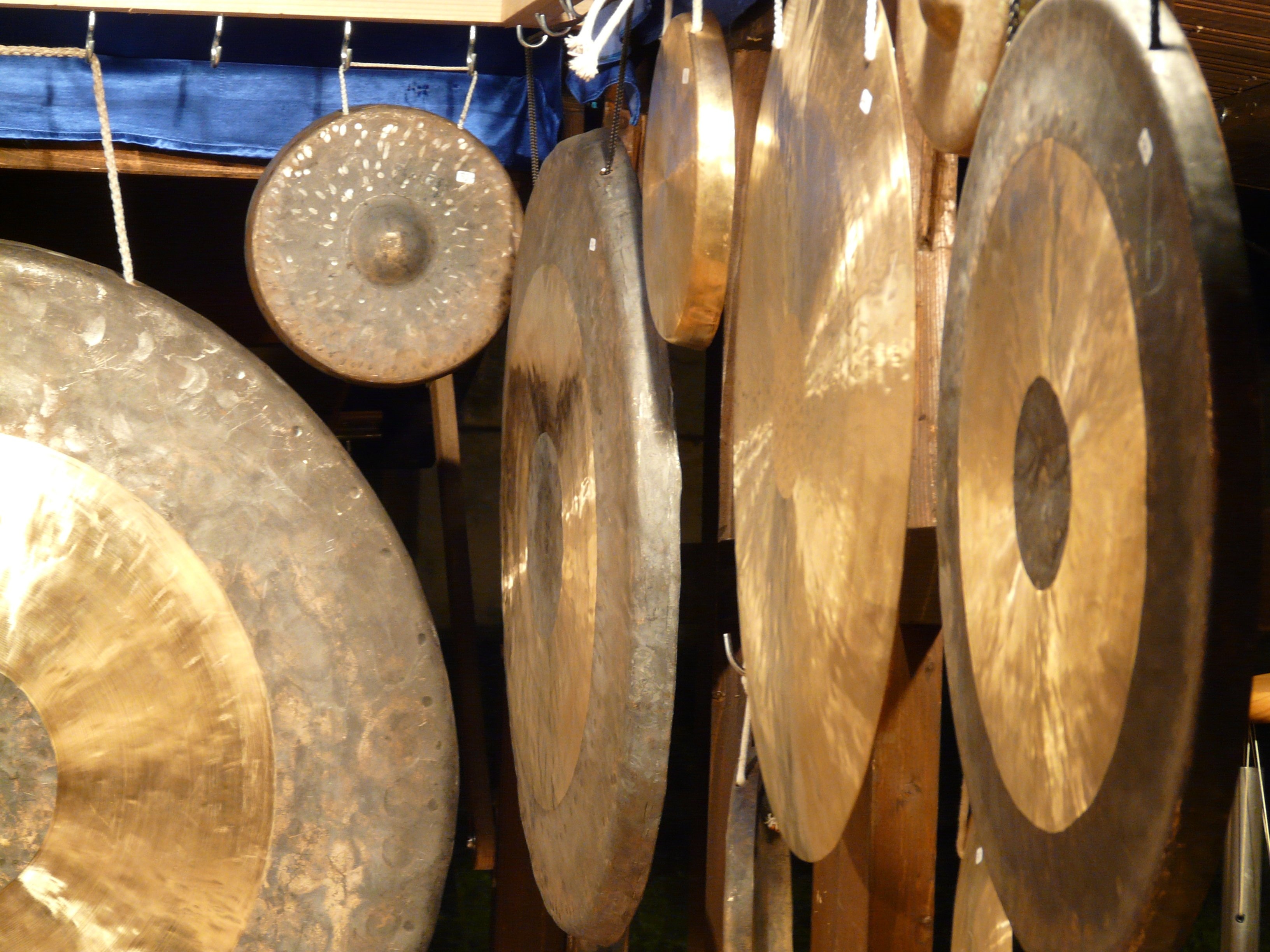 brass gong lot