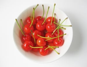 red cherries thumbnail