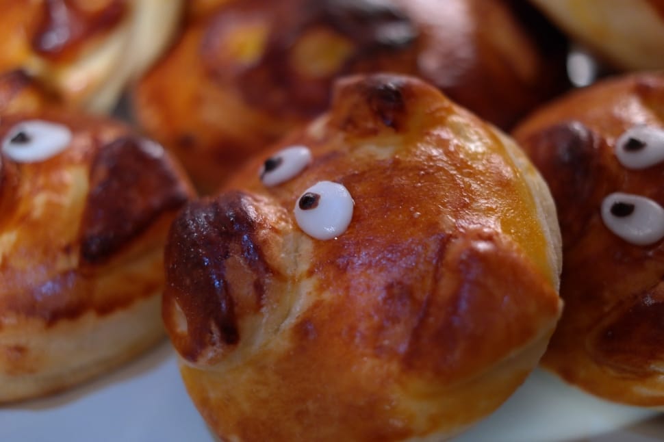 baked bread with pig accent preview