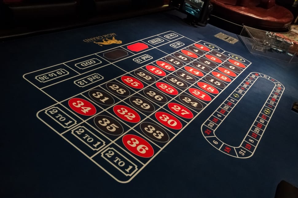blue-red-and-black tabletop preview