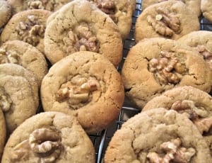 baked cookies thumbnail
