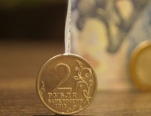 2 gold round coin thumbnail