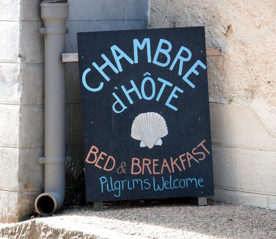 chambre dhote bed & breakfast pilgrims welcome signage preview
