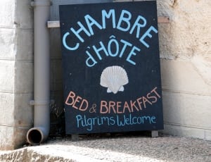 chambre dhote bed & breakfast pilgrims welcome signage thumbnail