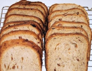 sliced loaf breads thumbnail
