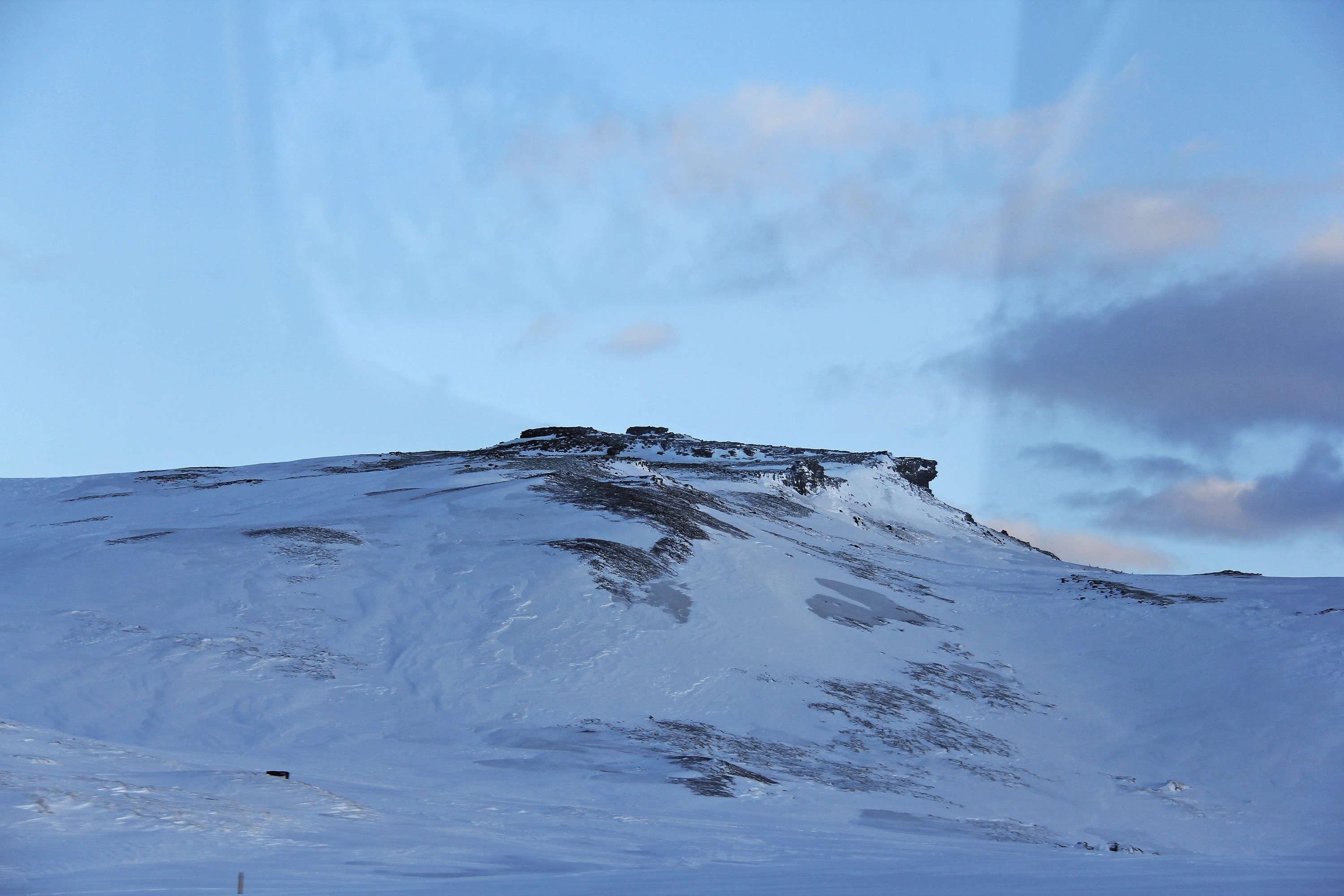 white snowy mountain during daytime