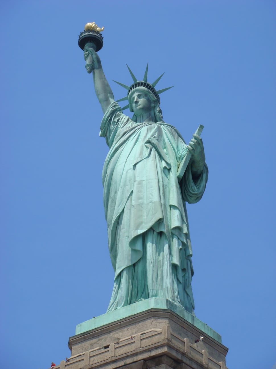 liberty statue in new york preview