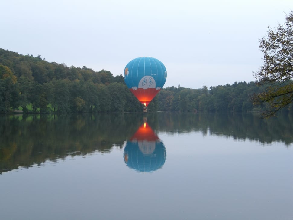 blue red hot air balloon preview