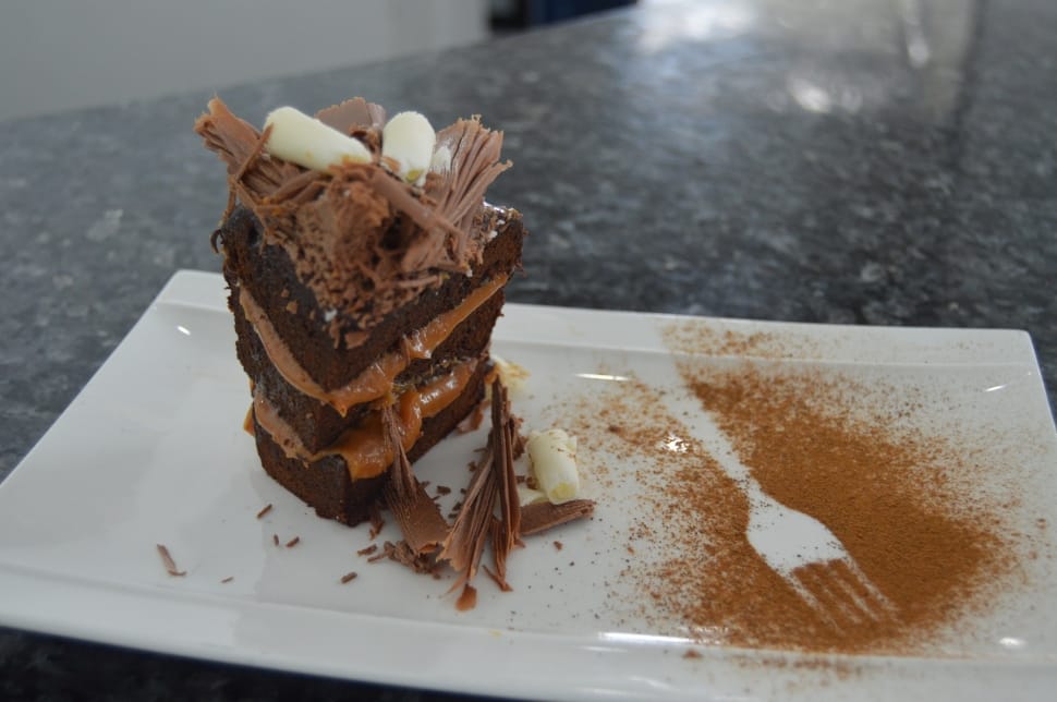 brown cake slice preview