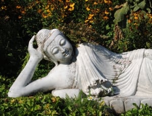 white sleeping buddha statue thumbnail